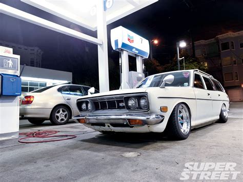 backwheelsbitches: 1973 DATSUN 610 WAGON - LOW RIDER