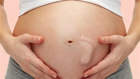 Baby movements during pregnancy: Understanding what’s normal | HealthShots