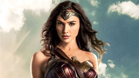 Gal Gadot opens up about playing Wonder Woman while pregnant - TODAY.com