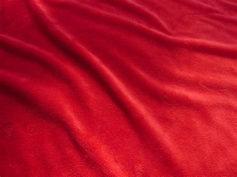 Images Gratuites : pétale, foncé, rouge, drapeau, Vêtements, rose, textile, vagues, velours ...