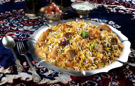 Order Chicken Biryani Near Me | Behrouz Biryani