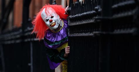 Russian Embassy Warns Citizens of 'Killer Clown' Craze Sweeping The UK | HuffPost UK News