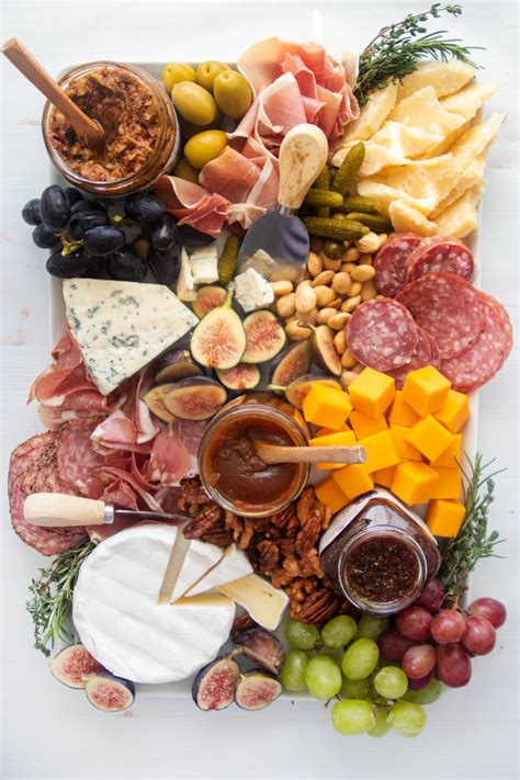 The Best Cheese Board Pairings, Explained - Giadzy | Charcuterie ...