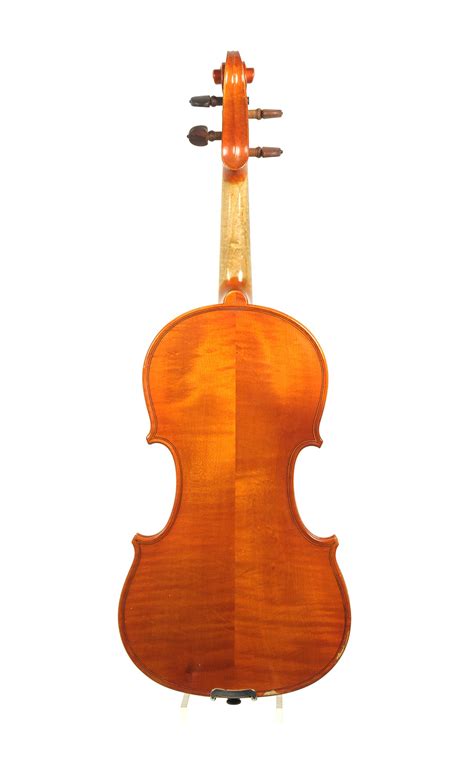 Handmade 1/2 violin with a strong, warm sound