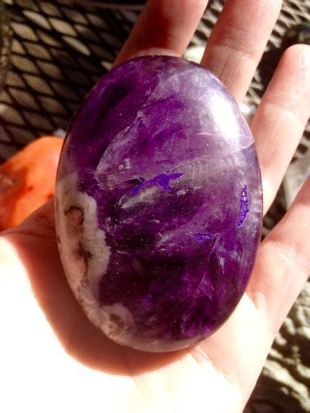 Amethyst- Third eye and crown chakras Intuition, clarity, protection, calming, healing ...