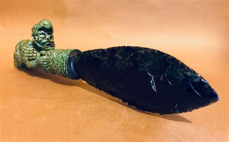 SACRIFICIAL KNIFE - Obsidian, Turquoise - Hand Carved - Catawiki