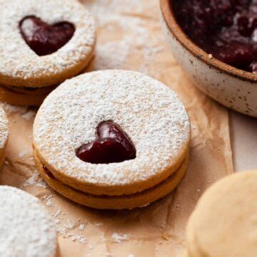 Gluten Free Peanut Butter and Jelly Cookies - The Gluten Free Austrian