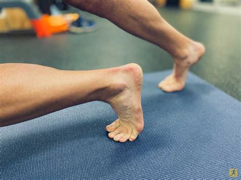 A Guide to Physical Therapy for Foot and Ankle Pain - CityPT