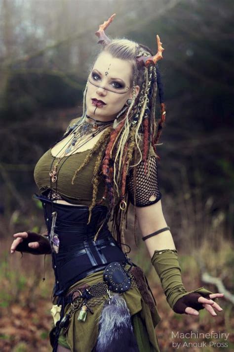 I don't speak human by MachineFairy female barbarian fighter tiefling ranger horns cosplay ...