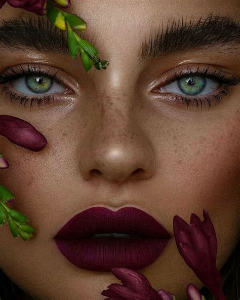 Dark plum lipstick look | Beauty makeup photography, Makeup photography, Eye makeup