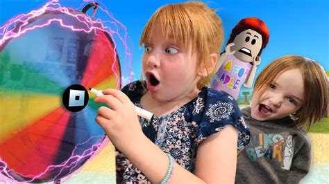 ADLEY & NiKO spin the ROBLOX WHEEL!! Playing new Games as a Family! pet ...