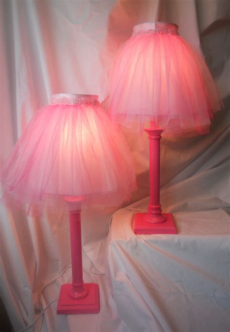 TUTU LAMPS for my nipote!! thrift store lamps cleaned up and spray painted bright pink. thrift ...
