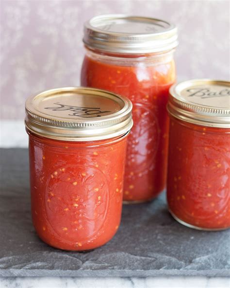 How To Make Basic Tomato Sauce with Fresh Tomatoes — Cooking Lessons ...