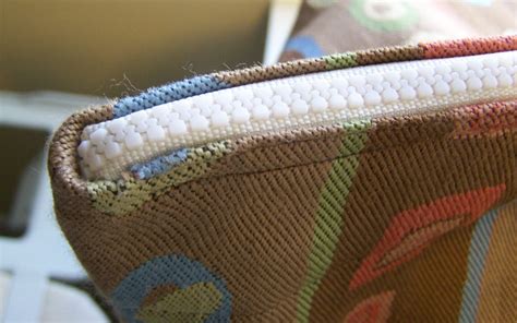 How to Add a Zipper to a Finished Tote Bag | Maiden Jane
