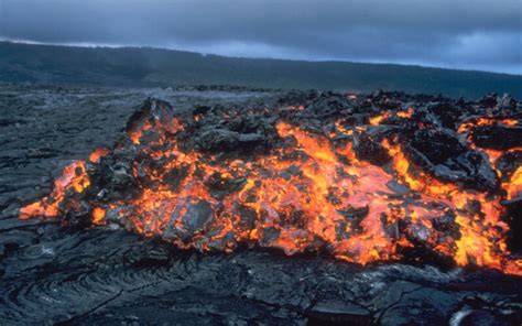 Forming Volcanoes - A Geological Controversy | Interviews | Naked Scientists