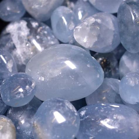 7 Crystals For Manifesting Calm And Channeling Chill Vibes – GOSTICA