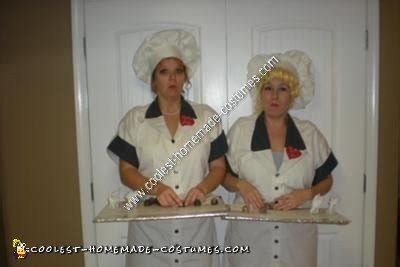 Coolest Homemade Lucy and Ethel in the Candy Factory Couple Costume Idea