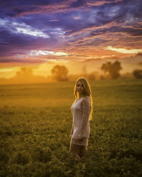 Free Images : nature, grass, horizon, cloud, sky, sun, woman, sunrise ...