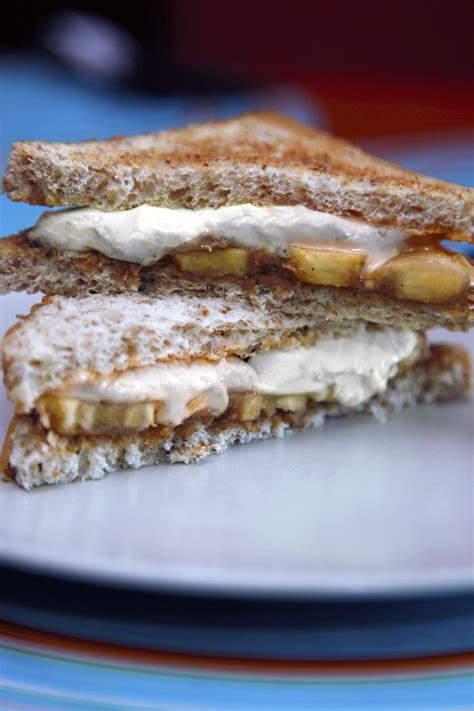 Banana Fluffernutter Sandwich | Food, Sandwich recipes, Yummy