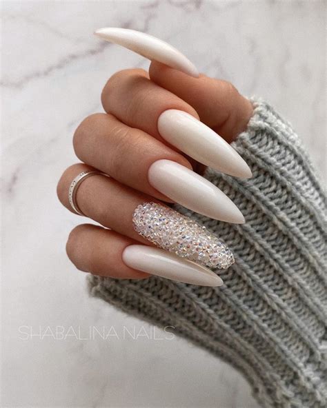 Stiletto Wedding Nails: Trendy Designs for a Chic Bridal Look