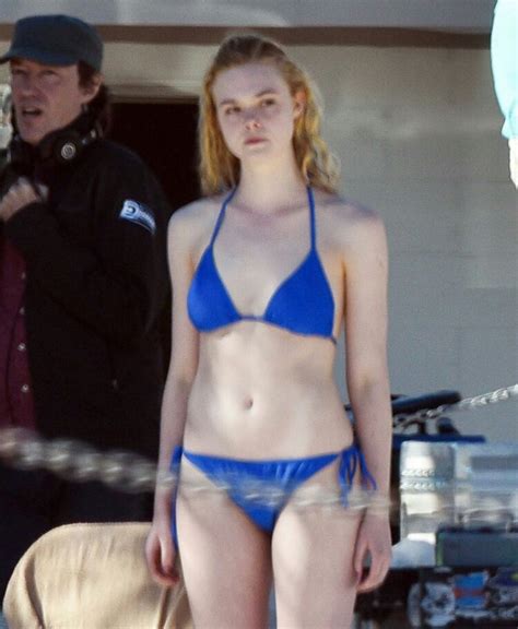 8 Sexy Elle Fanning Bikini Pics