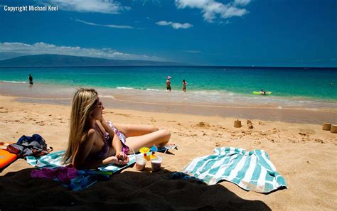 Lahaina Beach Lounging, Maui - Hawaii Pictures