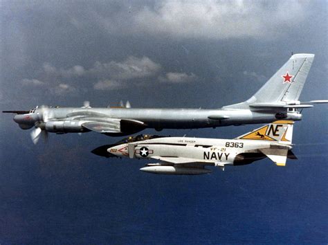 American F-4 Phantom intercepting a Soviet Tu-95 "Bear" bomber over the Pacific in 1979 [1868 x ...