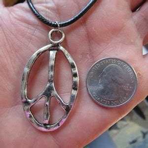 PEACE SIGN Hippie NECKLACE, 19lg. W/ Silver Tone 2h hammered Large Charm Cute Girl Jewelry Piece ...