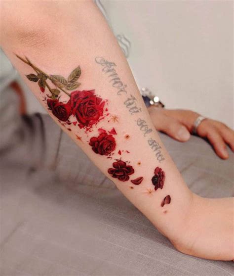 Top 125+ Bleeding rose tattoo meaning - Monersathe.com