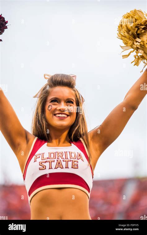 Seminoles football cheerleaders hi-res stock photography and images - Alamy