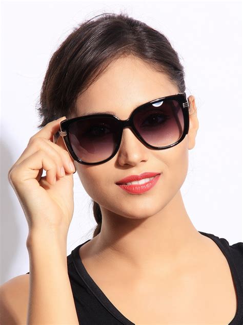 Look Gorgeous and Classic with these Sunglasses for Women - Ohh My My