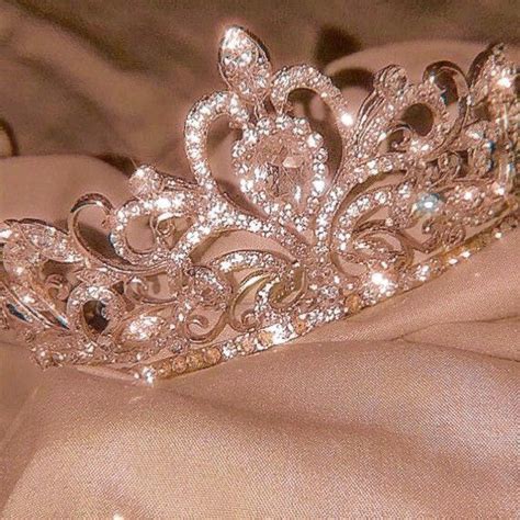 Pin by dinushja on archive | Crown aesthetic, Girly jewelry, Fantasy ...