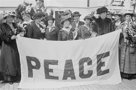 Examining the American peace movement prior to World War I | America Magazine