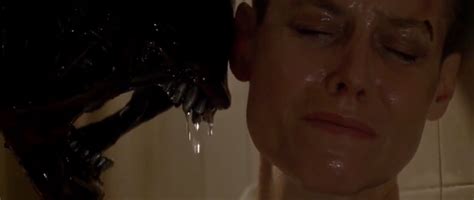 Bringing the Horror Back: Does Alien 3 Deserve More Love Than it Gets ...