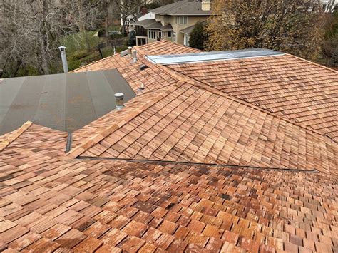 Cedar Roof Shingles | Summit Construction Group