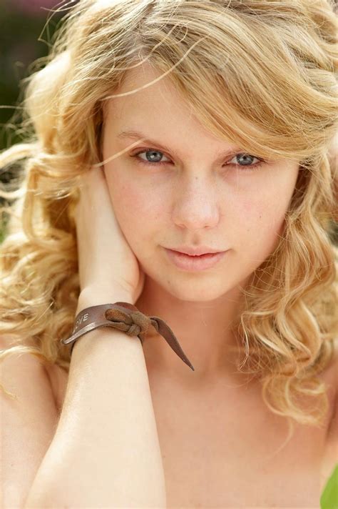 PHOTOS Taylor Swift without makeup from 2008 People shoot