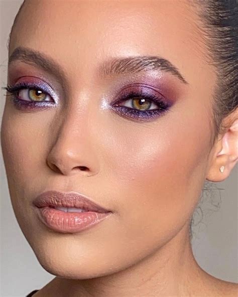 19 Chic Purple Eye Shadow Looks We're Trying in 2021 | Who What Wear UK