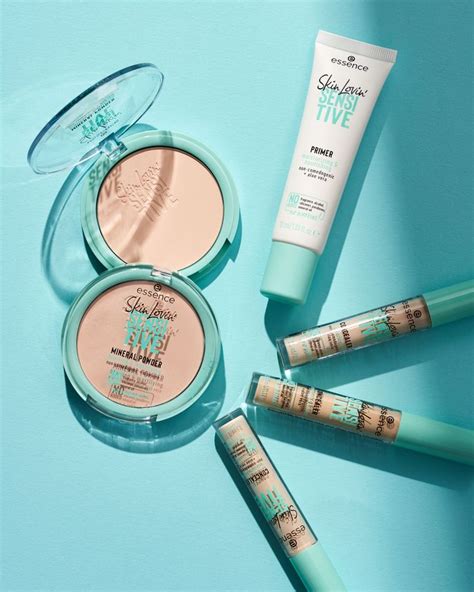 Discover the new vegan "Skin Lovin'" products by essence! The mineral powder, concealer and ...