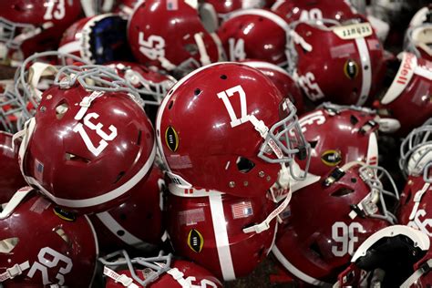 Photos: The 10 Best Helmets In College Football Today