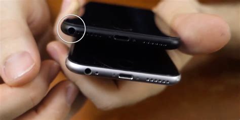 Video: The same person who built an iPhone from spare parts has now added a working headphone ...