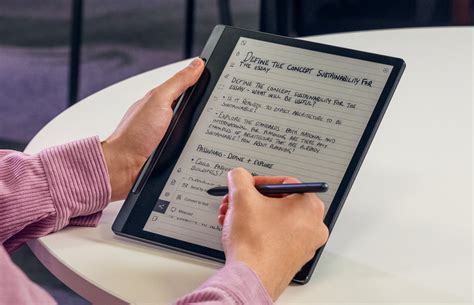 Lenovo's Smart Paper tablet is a $400 answer to the Kindle Scribe | Engadget