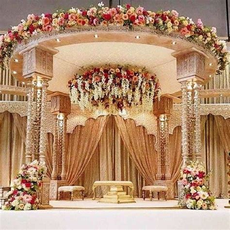 Dazzling floral accents | Wedding stage decorations, Wedding venue ...