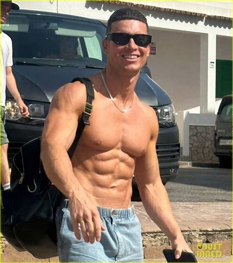 DJ Joel Corry Bares Ripped Six-Pack Abs While Going Shirtless in Ibiza: Photo 4961398 ...