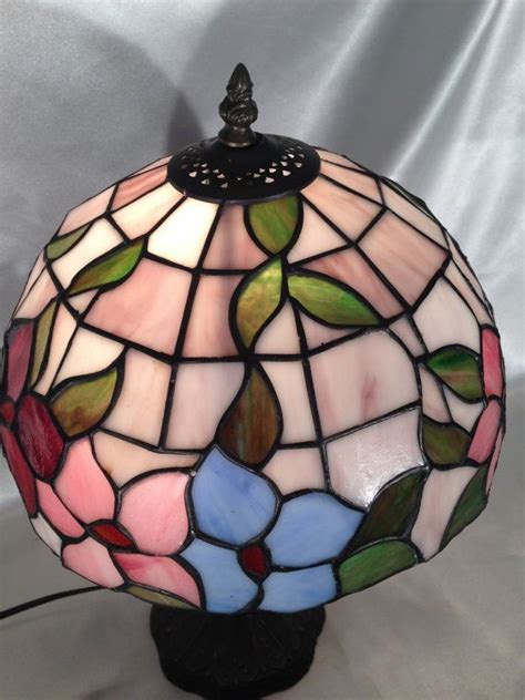 DALE Tiffany Table Lamp,Dale Tiffany,Tiffany Replica Table Lamp,Floral Stained glass table lamp ...