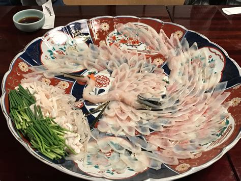 Fugu sashimi dish shaped as a crane!! : r/JapaneseFood