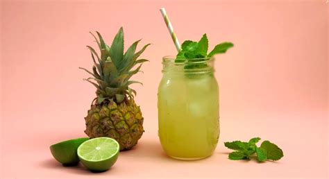Pineapple-Mint Mojito MocktailDelish Classic Cocktails, Summer Cocktails, Cocktail Drinks ...