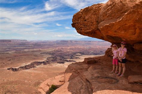 Island in the Sky in Canyonlands: A Day of Epic Panoramas | Hiking ...