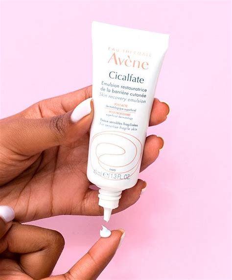 AVENE CICALFATE POST-PROCEDURE SKIN REPAIR EMULSION 40ml - SKN GYM DXB