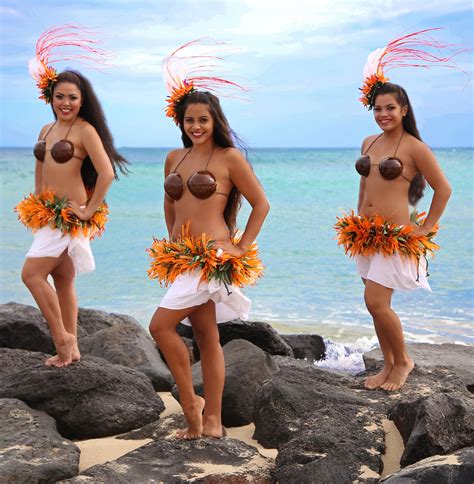 TAHITIAN - ALOHA HULA SUPPLY COSTUMES: H9-coco bra; P3 - pareo; NH-HIP2 ...