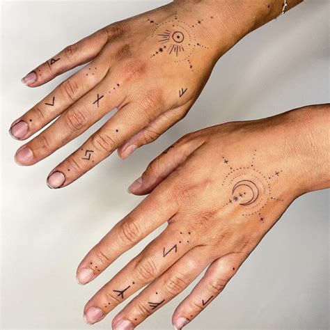 20 Creative Wrist and Hand Tattoo Ideas to Inspire Your Next Ink Session! - Themtraicay.com